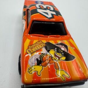 Hot Wheels - 1970 Plymouth Roadrunner Cheerios #43 - 1:64 Diecast Richard Petty